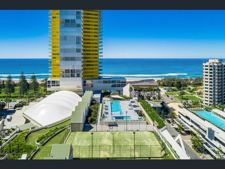 גולד קוסט Air On Broadbeach Beachfront 2Level Stunning Apartment With 180 Degree Views מראה חיצוני תמונה