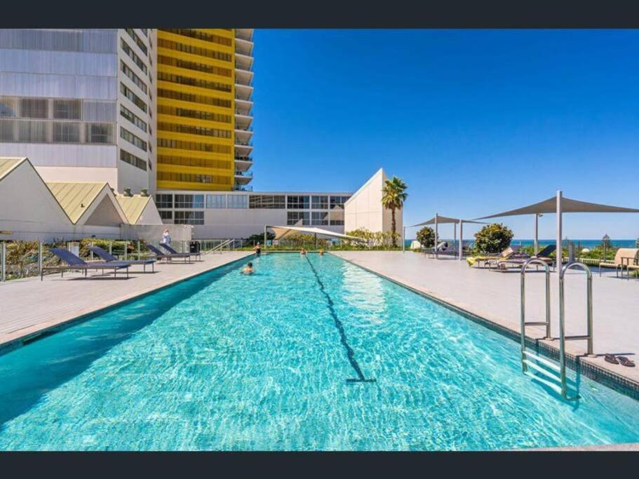 גולד קוסט Air On Broadbeach Beachfront 2Level Stunning Apartment With 180 Degree Views מראה חיצוני תמונה