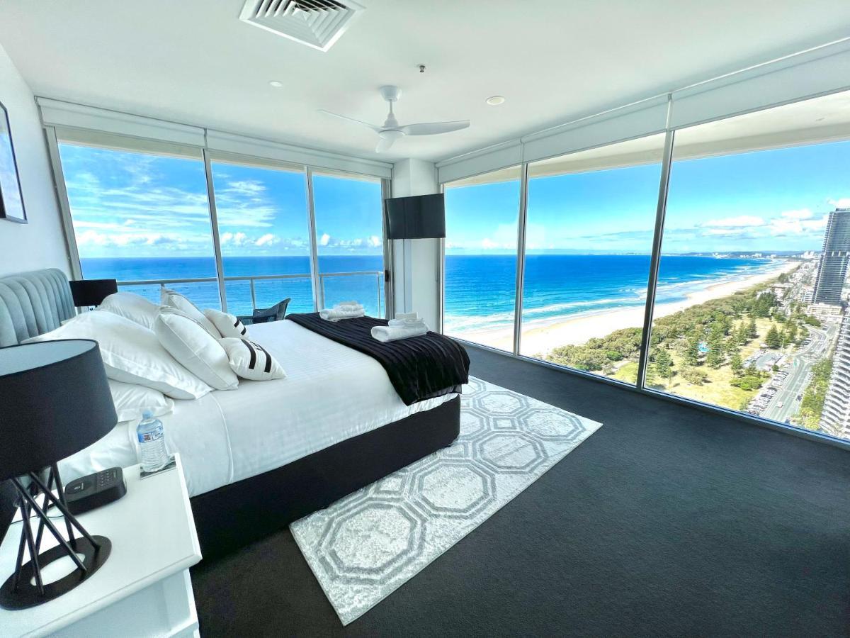 גולד קוסט Air On Broadbeach Beachfront 2Level Stunning Apartment With 180 Degree Views מראה חיצוני תמונה