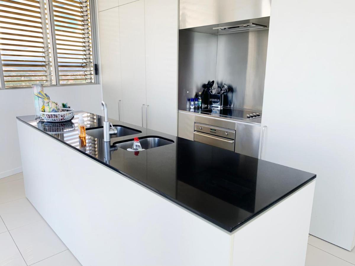 גולד קוסט Air On Broadbeach Beachfront 2Level Stunning Apartment With 180 Degree Views מראה חיצוני תמונה